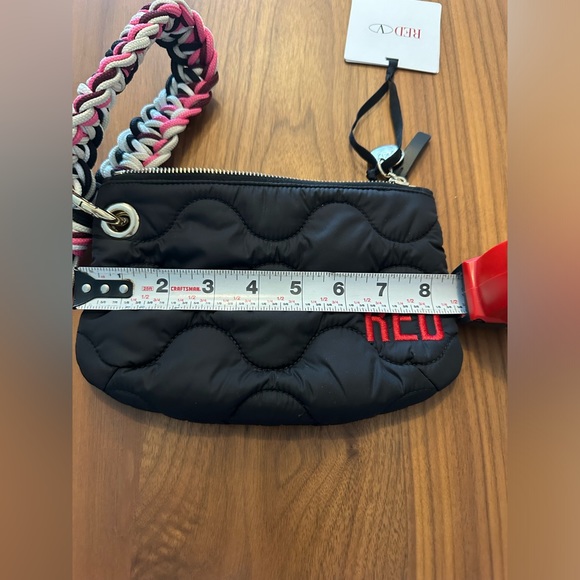 Valentino RED pochette BNWT - Picture 4 of 7